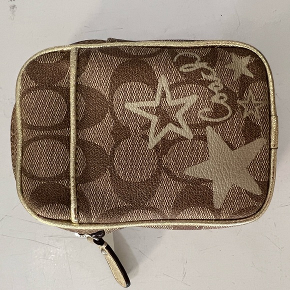 Coach Handbags - Cute Coach stars bag